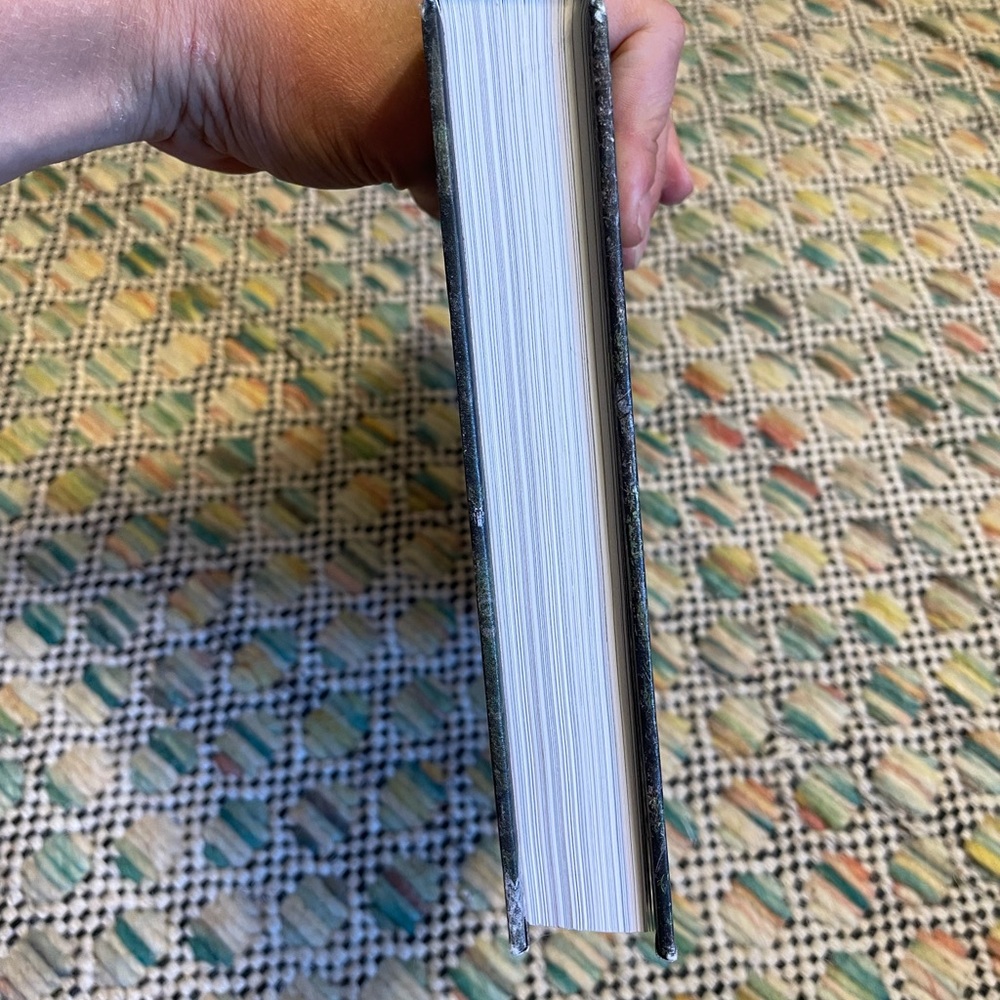 Cabin Porn hardcover book by Zach Klein / Steven Leckart - Picture 7 of 14